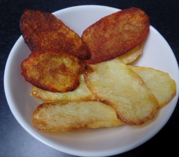 Zelfgemaakte chips (naturel en paprika) fodmap