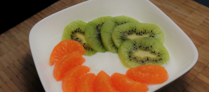 Frisse kwark met mandarijn en kiwi